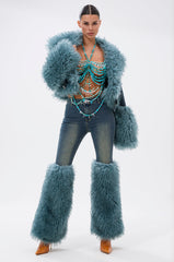 SIT PRETTY FUR TRIM JEANS IN BLUE DENIM