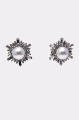 TAY EARRING