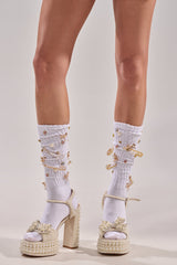 ON TREND CHARM SOCKS