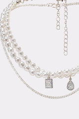 PEARL DREAMS NECKLACE