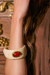 EYE FOR STYLE BANGLE IN IVORY