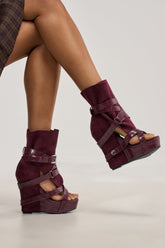 AZALEA WANG ROTHKO WEDGE SANDAL IN PLUM
