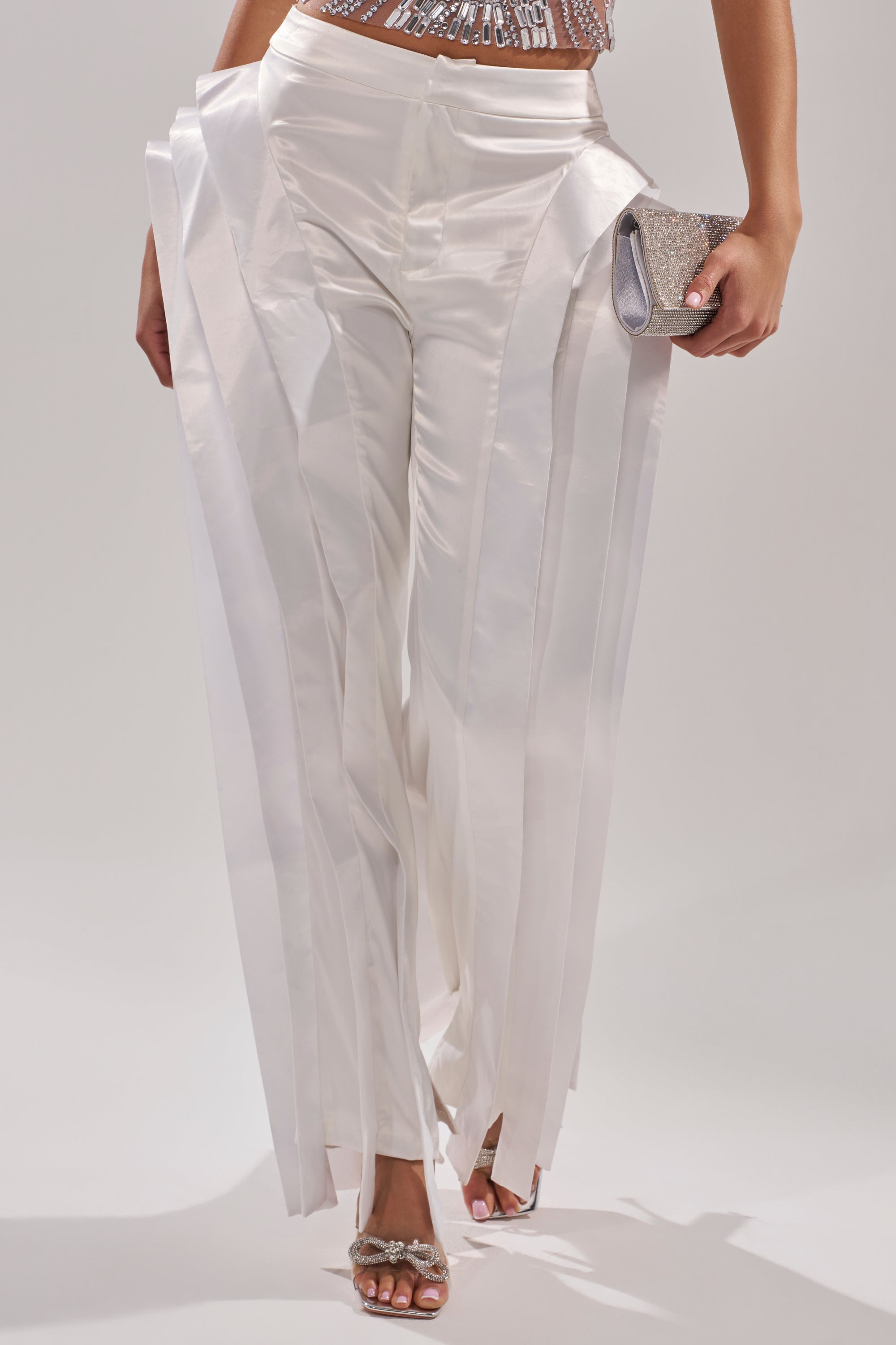 INFINITY TROUSER  IN WHITE
