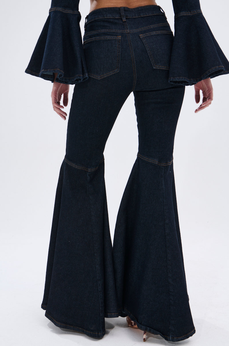 EVERYDAY LIVIN' DENIM SUPER FLARE LEG PANT
