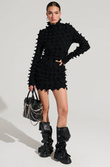 ABSTRACT ART TEXTURED KNIT MINI SKIRT