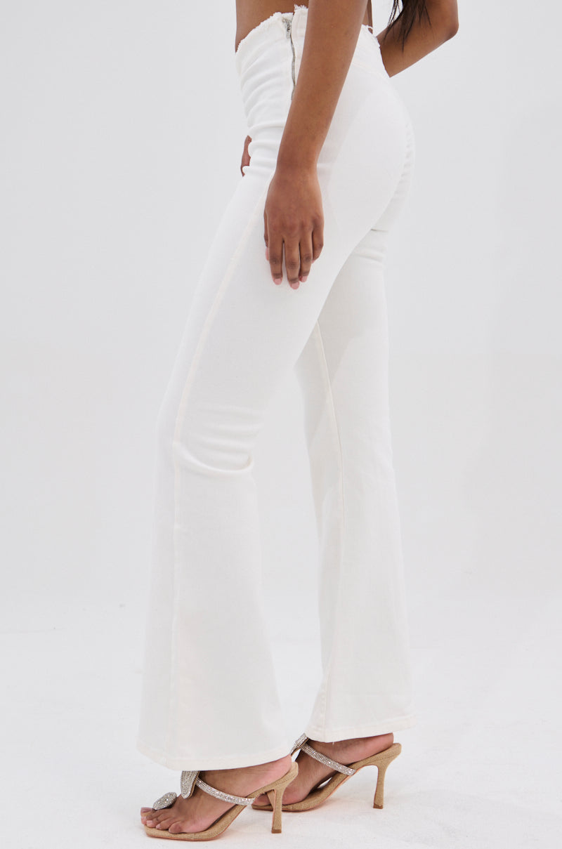 CINCHED UP DENIM PANT IN WHITE