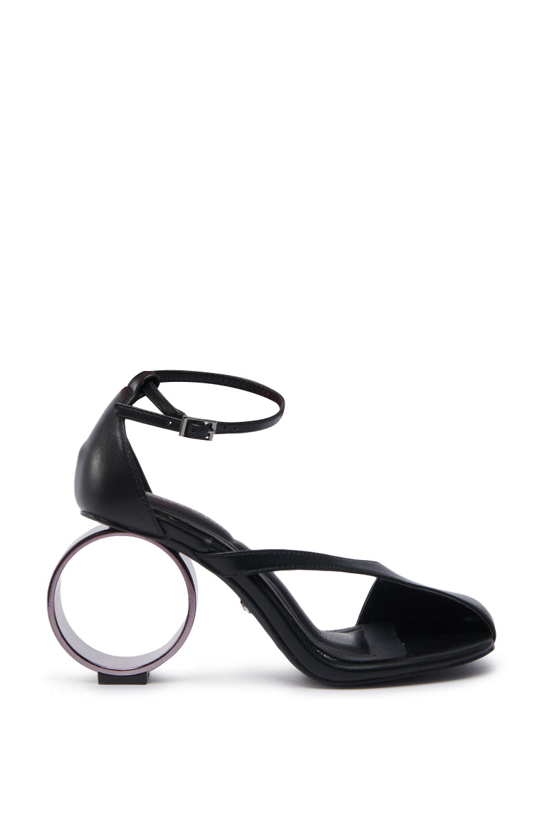 AZALEA WANG CORABELLA BLACK NOVELTY HEEL SANDAL