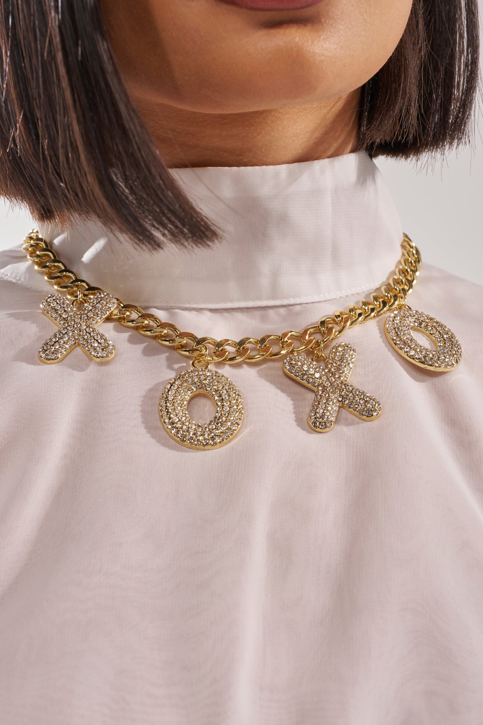 KISSES NECKLACE