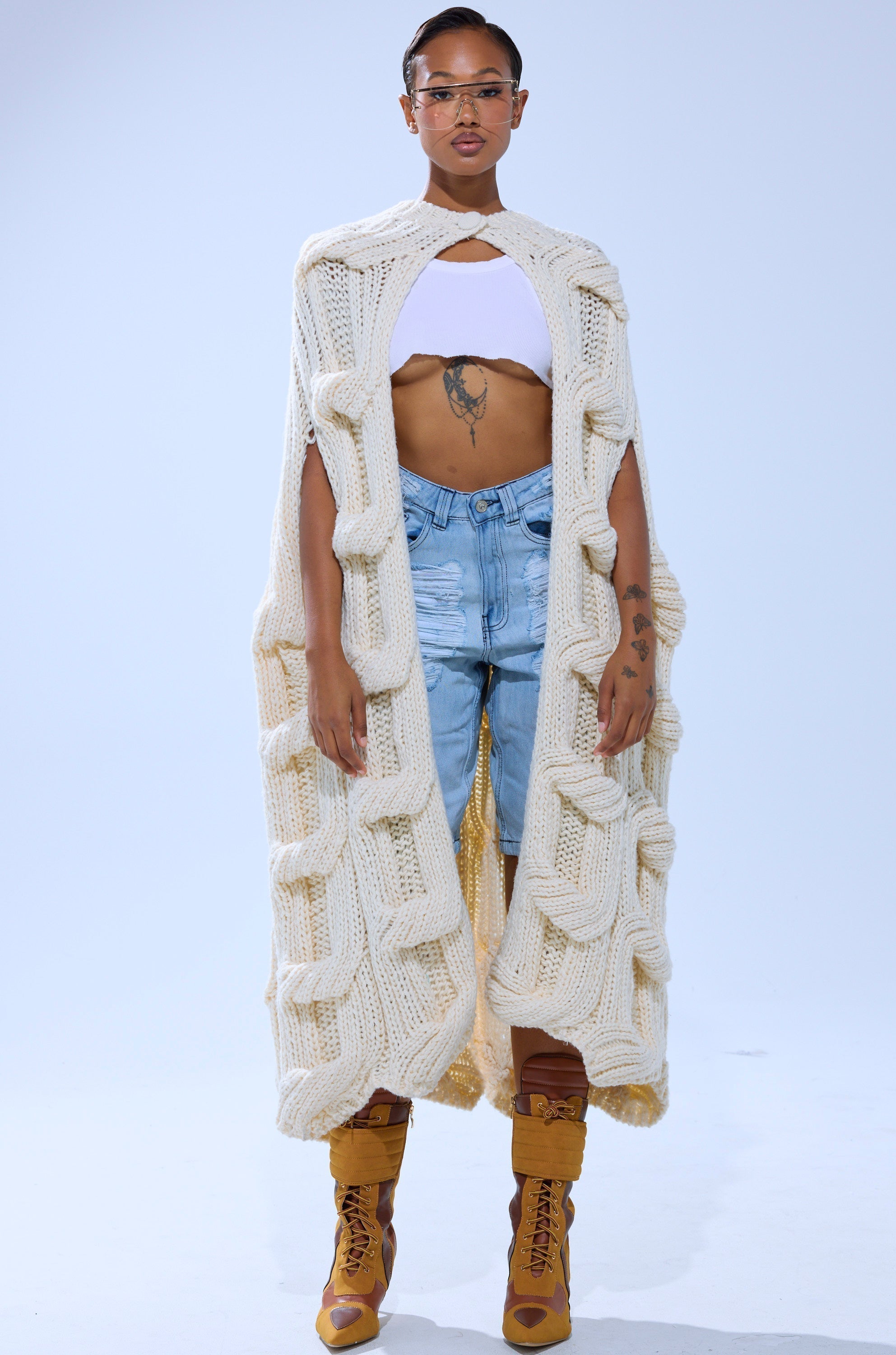 KIMMY DISTRESSED BERMUDA SHORT