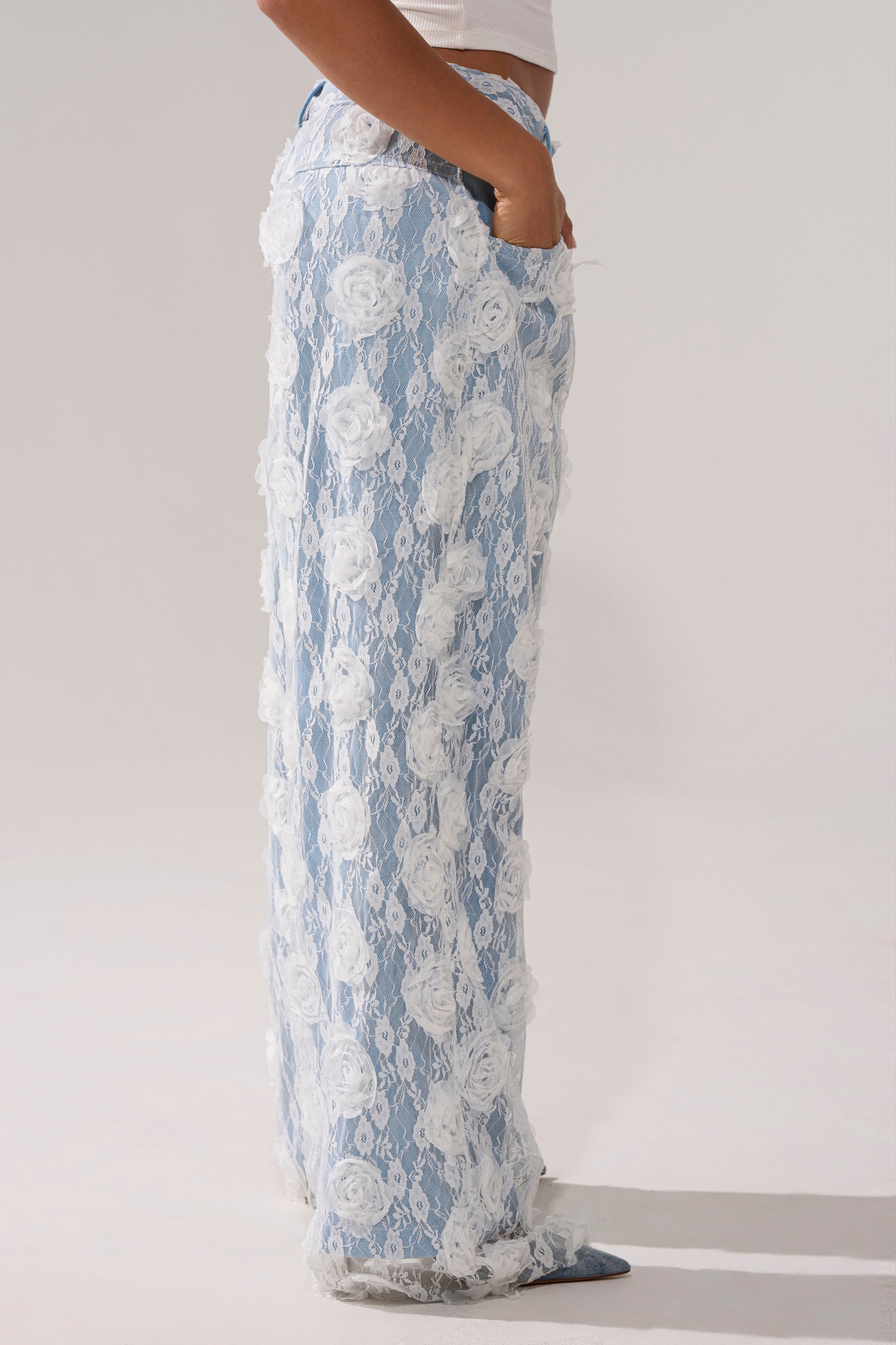 FOLLOW MY LEAD APPLIQUE WIDE LEG DENIM