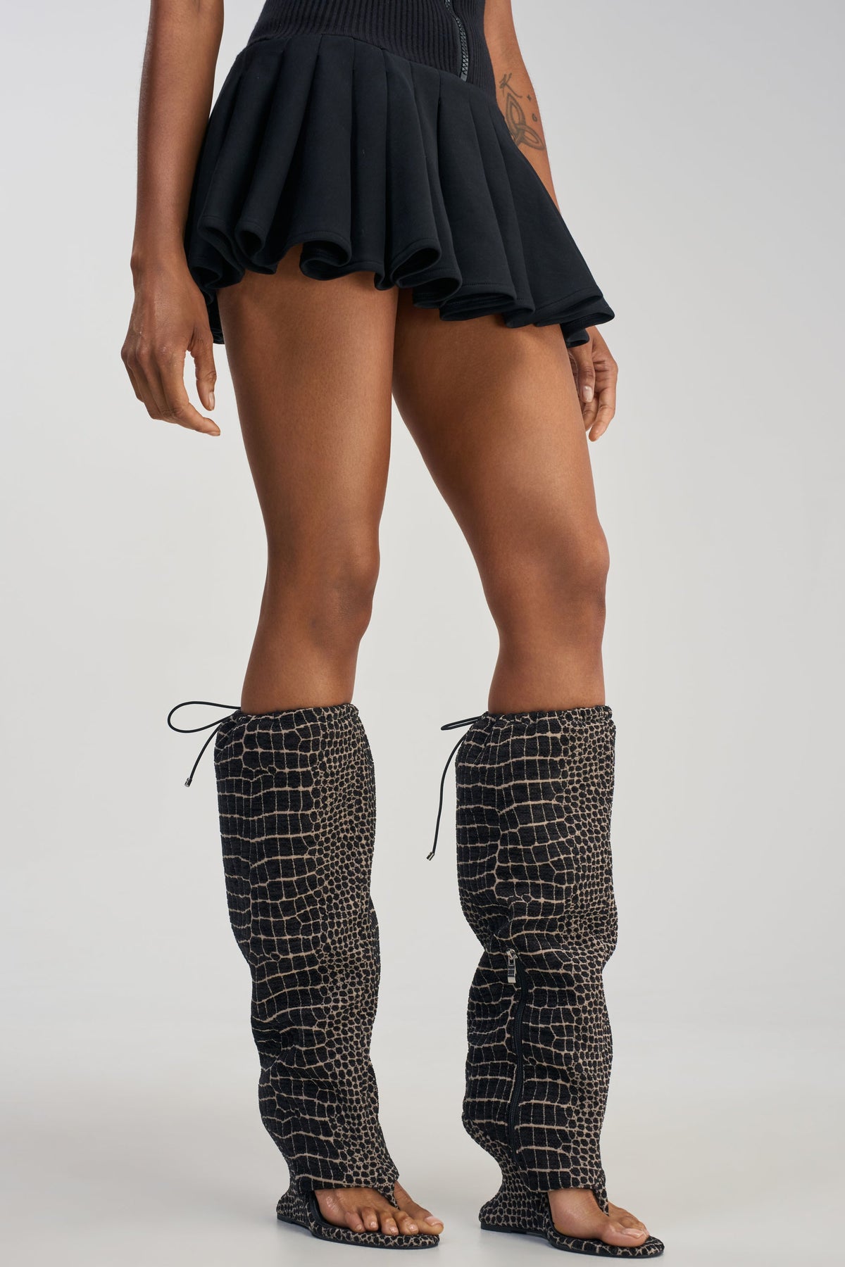AZALEA WANG POET BLACK AND WHITE SNAKE PATTERN WEDGE SANDAL