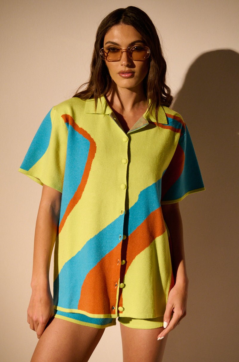 GET GROOVY KNIT BUTTON DOWN TOP