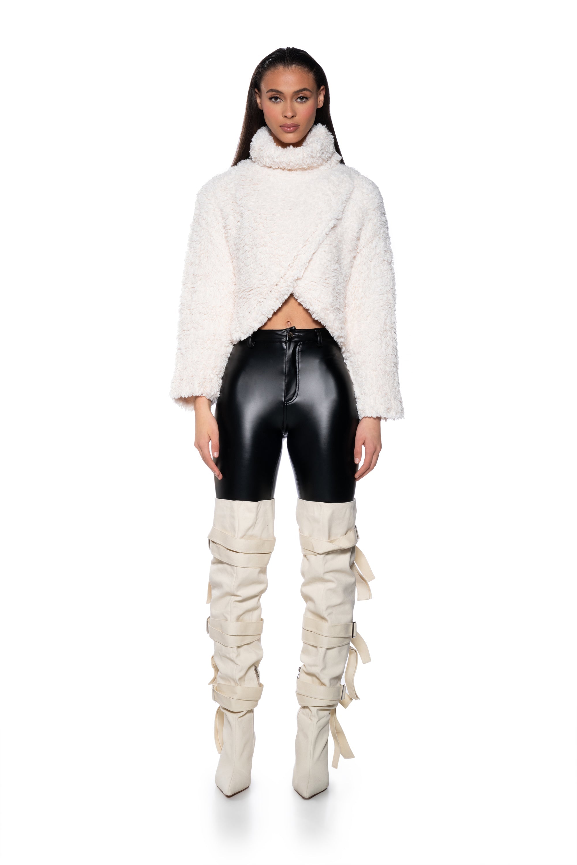 IN YOUR EYES LONG SLEEVE FUZZY MOCK NECK SWEATER