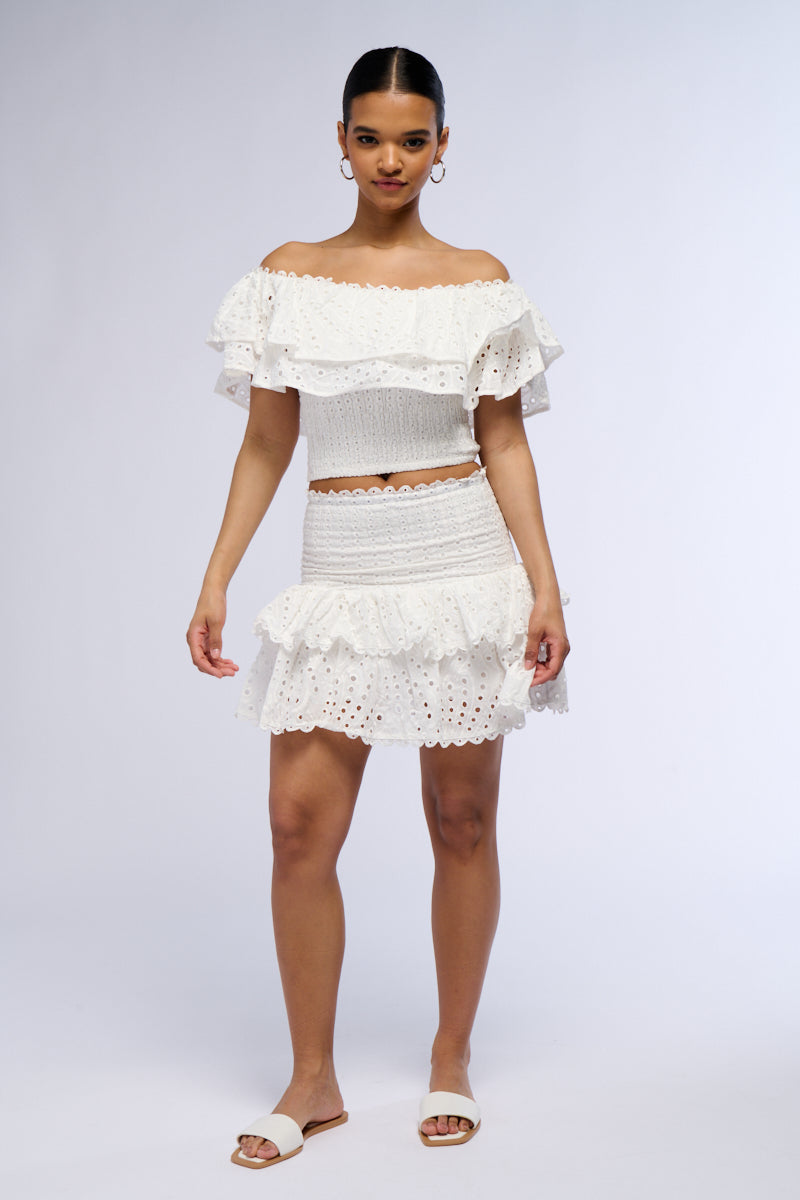 SUMMER LOVING TIERED RUFFLE MINI SKIRT IN WHITE