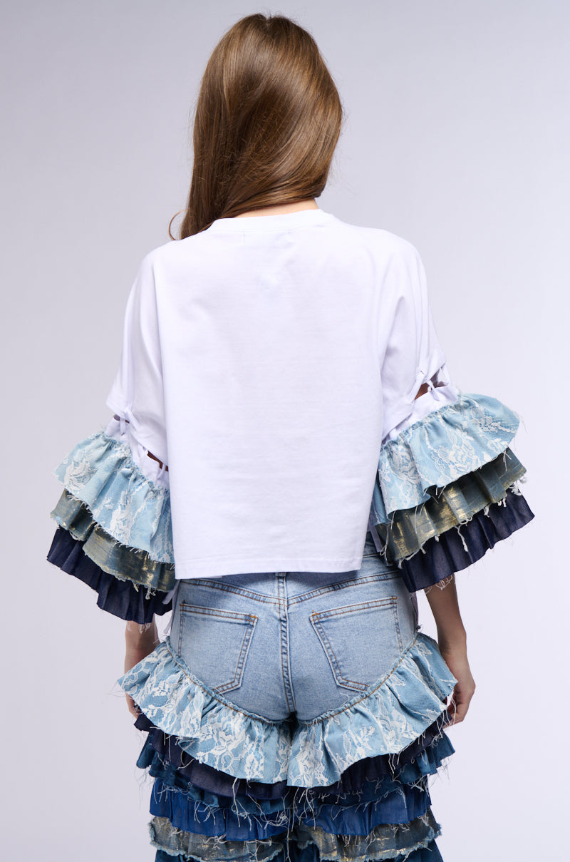WONDERLAND RUFFLED SLEEVE T SHIRT
