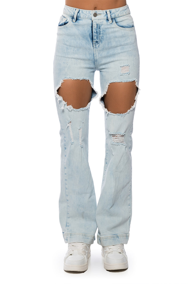 YOUR NEW FAVORITE RELAXED FIT JEANS